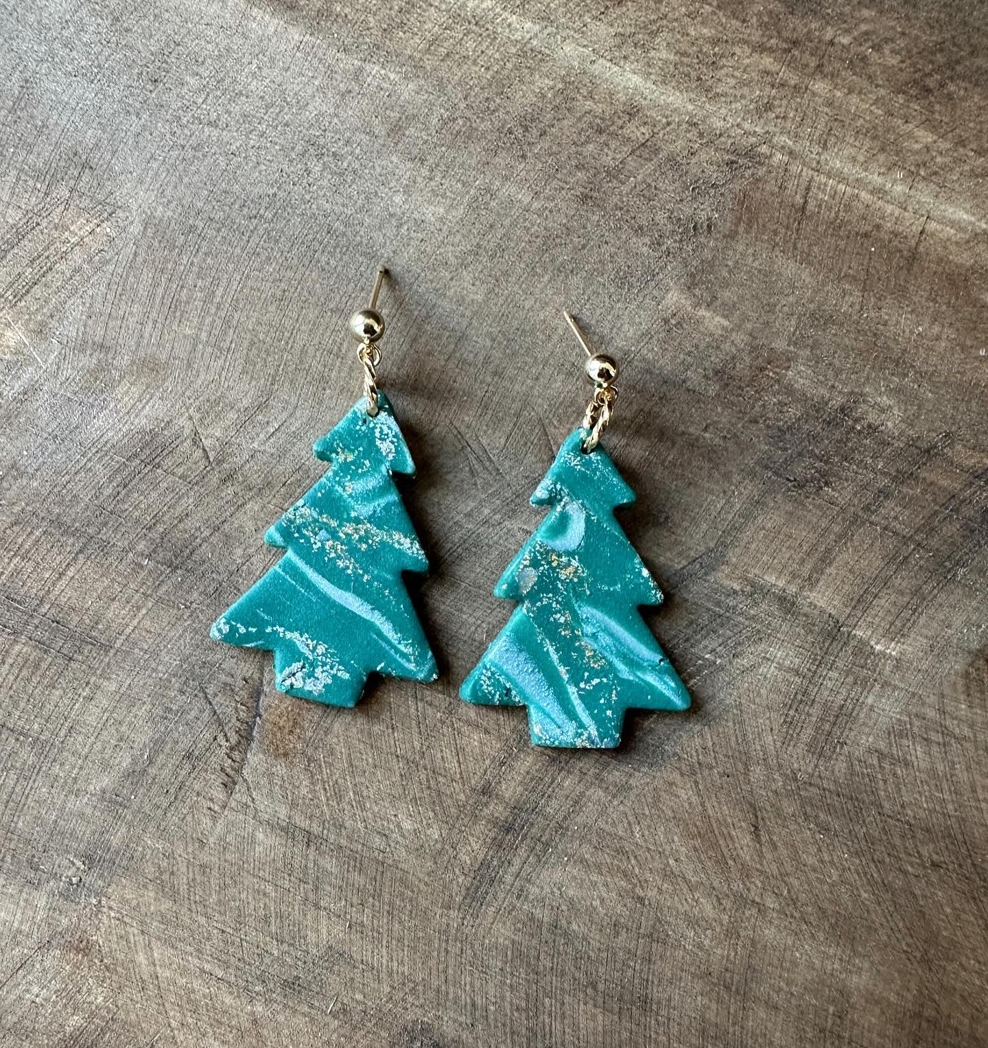 Christmas tree dangles