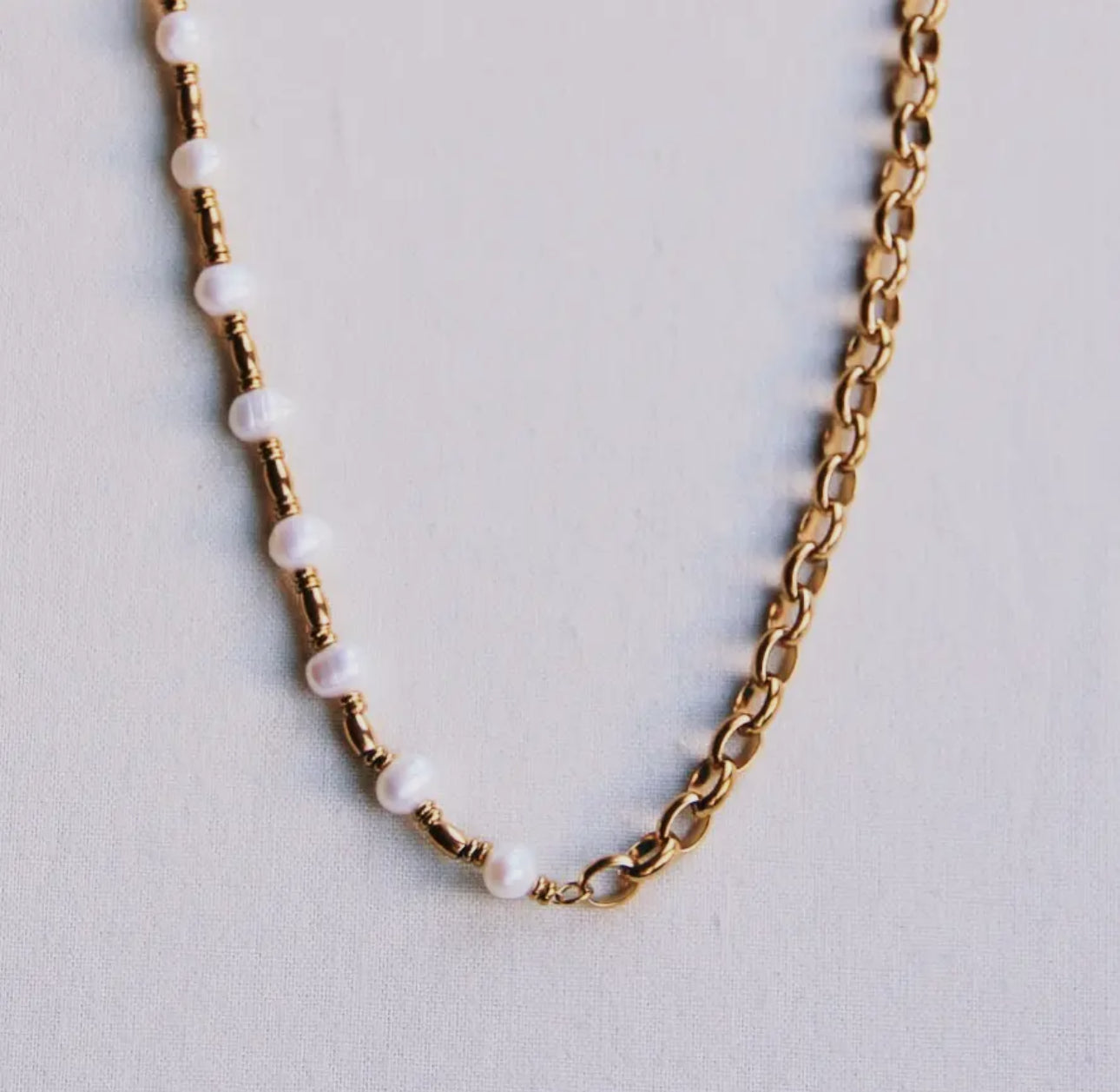 Vintage chain link pearl necklace and bracelet