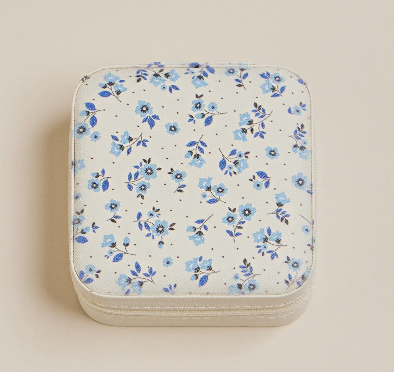 Traveling jewelry storage organizer (various)