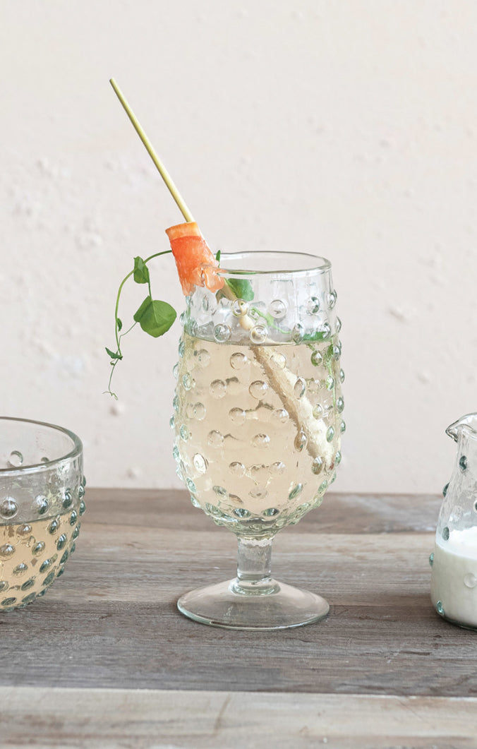 Clear cocktail goblet glass