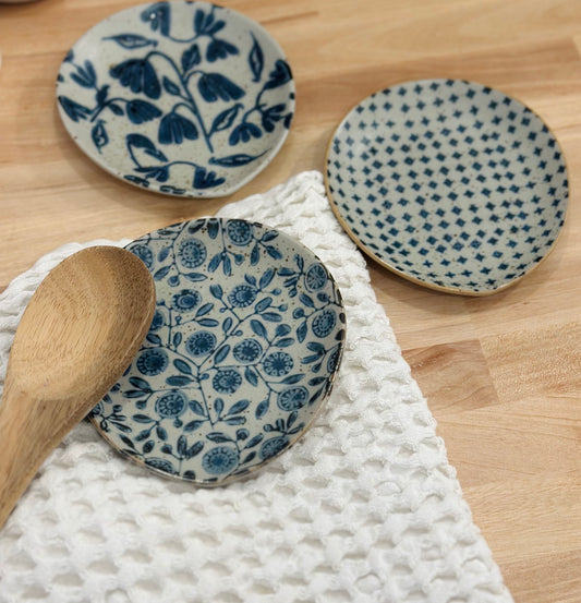 Blue stoneware spoon rest (various)