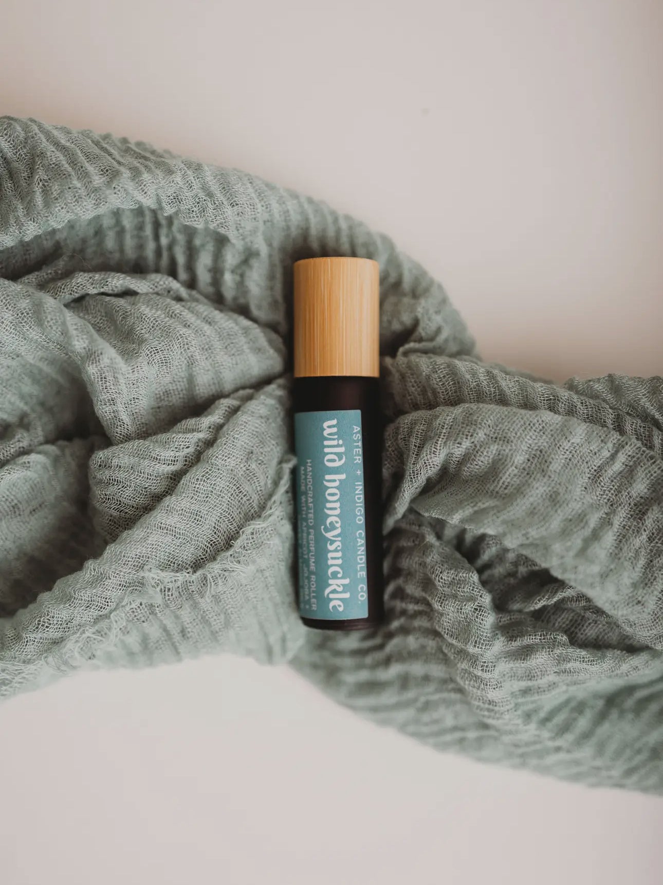 Perfume oil roller, Aster + Indigo