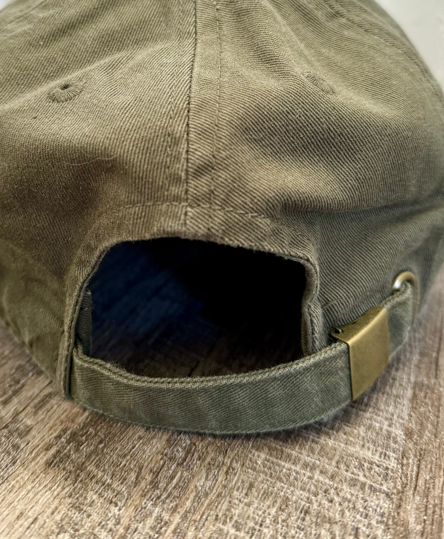 Olive daisy flower vintage hat