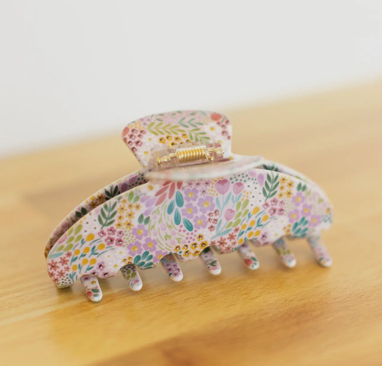 Floral hair claw clip (various)