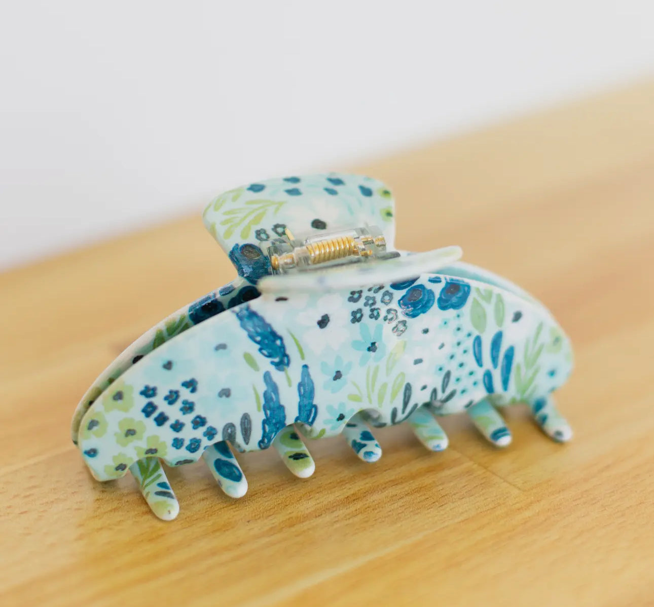 Floral hair claw clip (various)