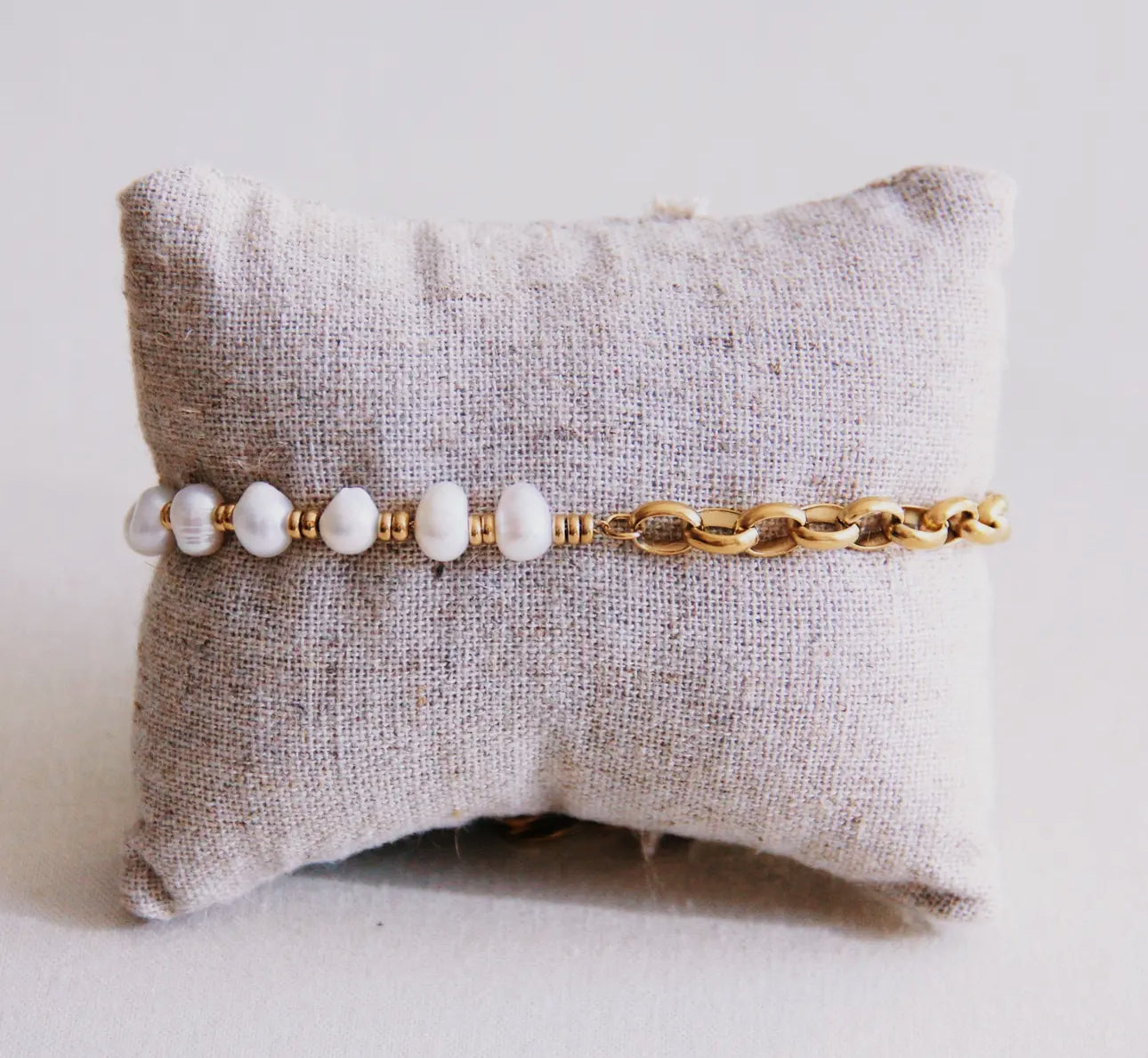 Vintage chain link pearl necklace and bracelet