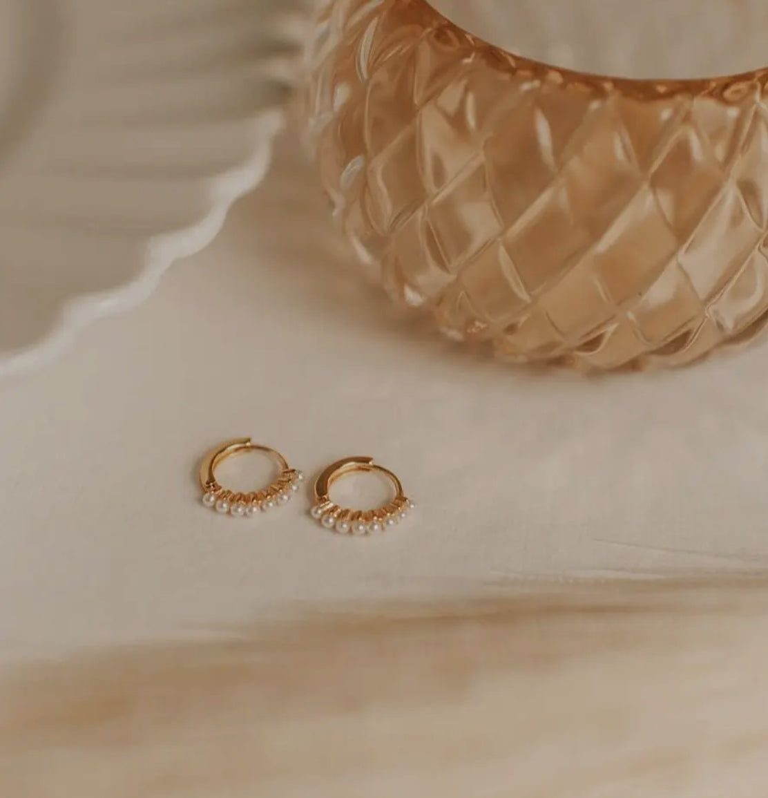 Grace pearl Hoops
