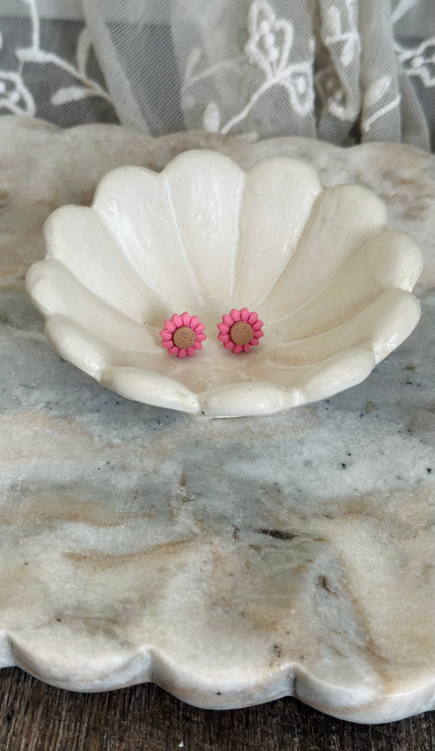 Mini flower studs (various)