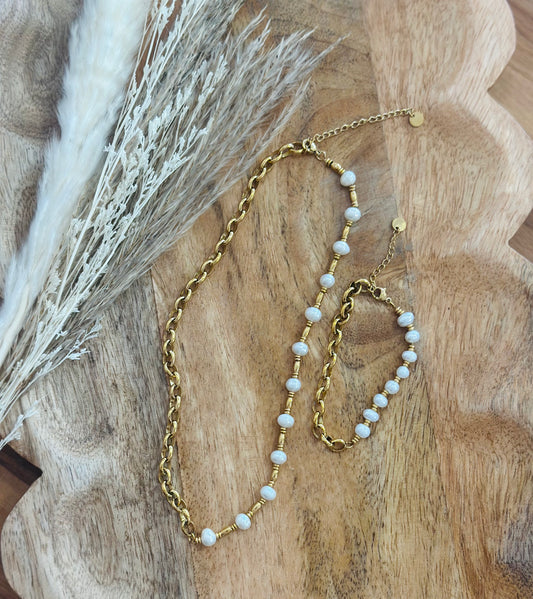 Vintage chain link pearl necklace and bracelet