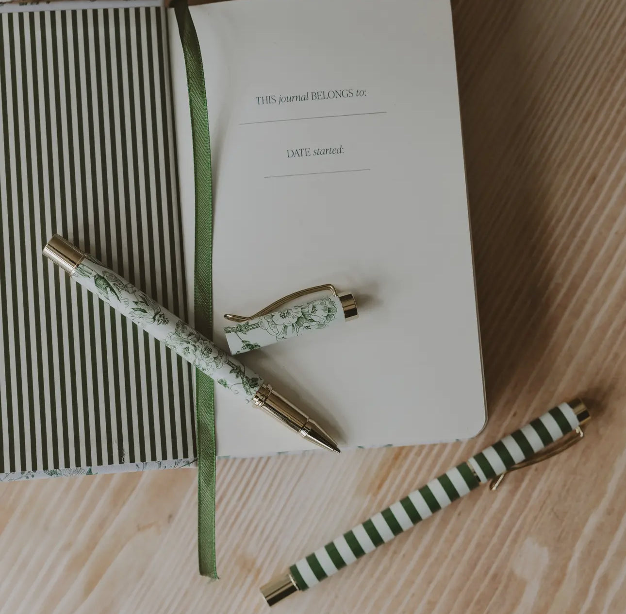 Floral metal pen set