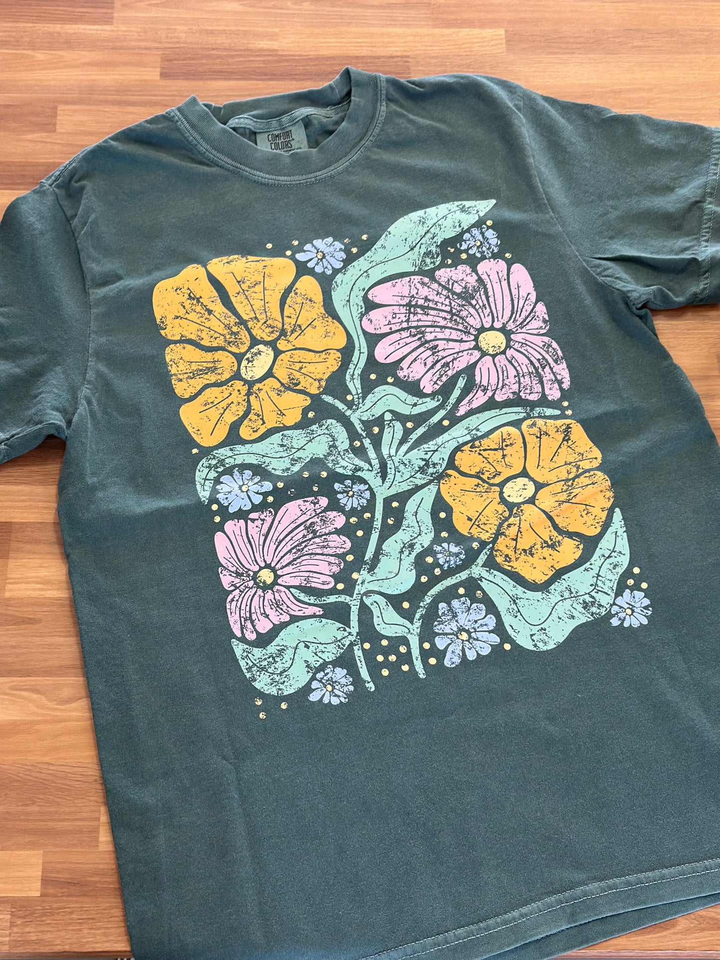 Summer abstract floral vintage tee
