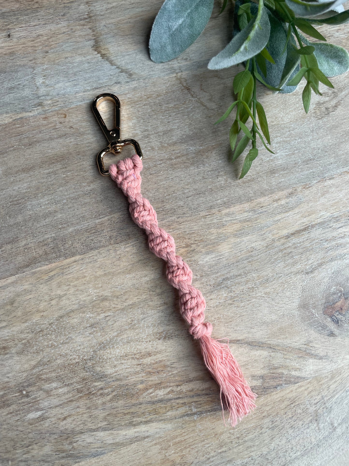 Macrame keychain