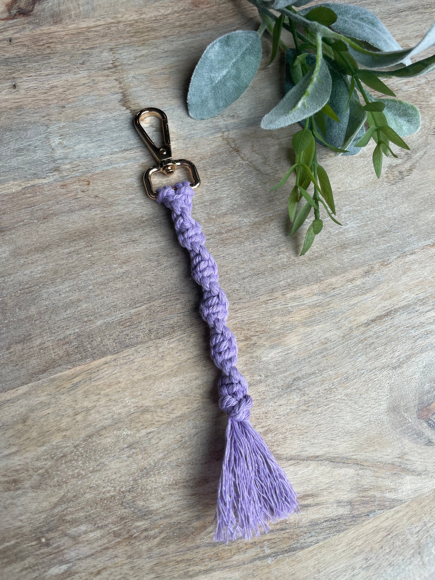 Macrame keychain