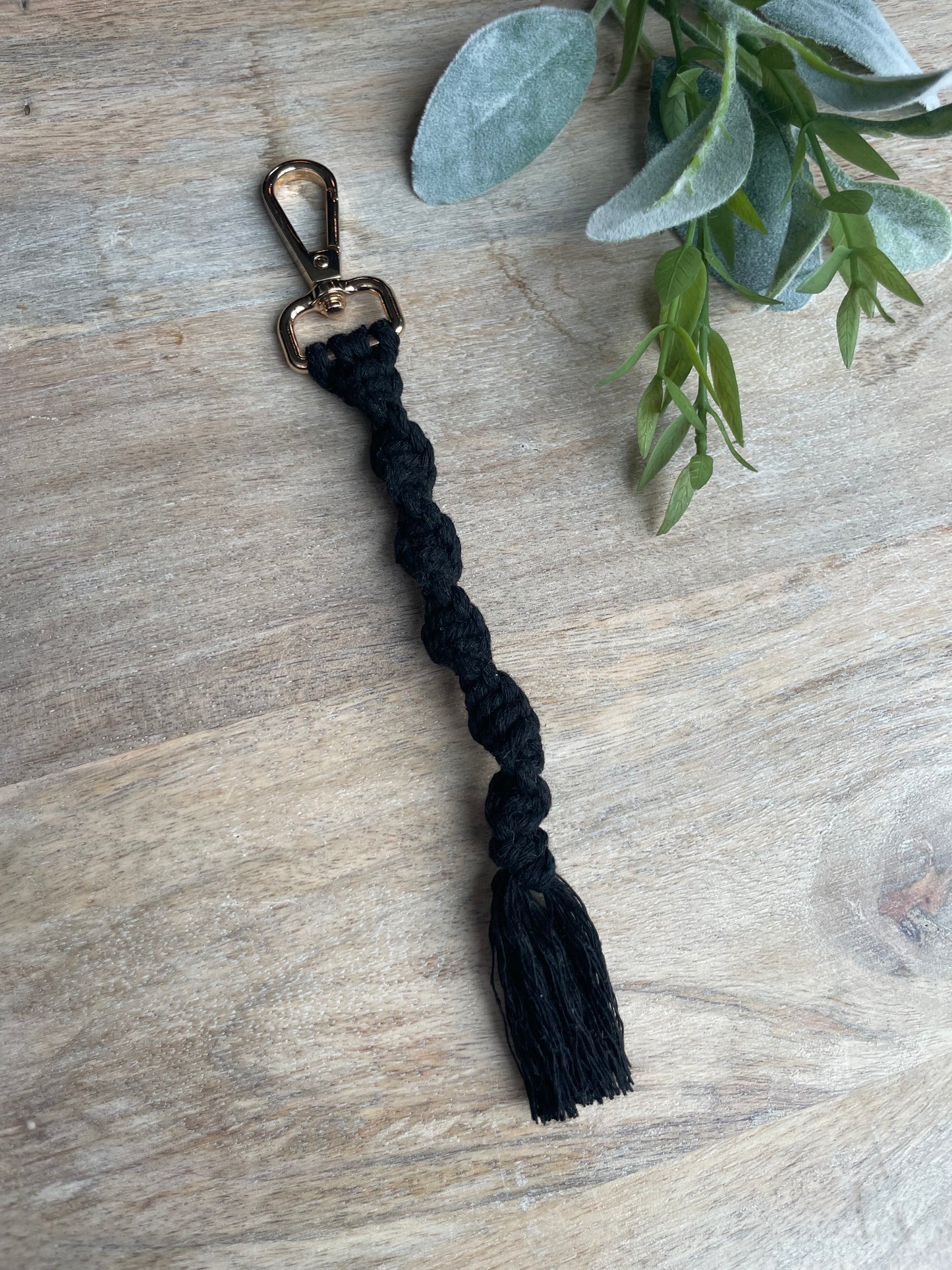 Macrame keychain