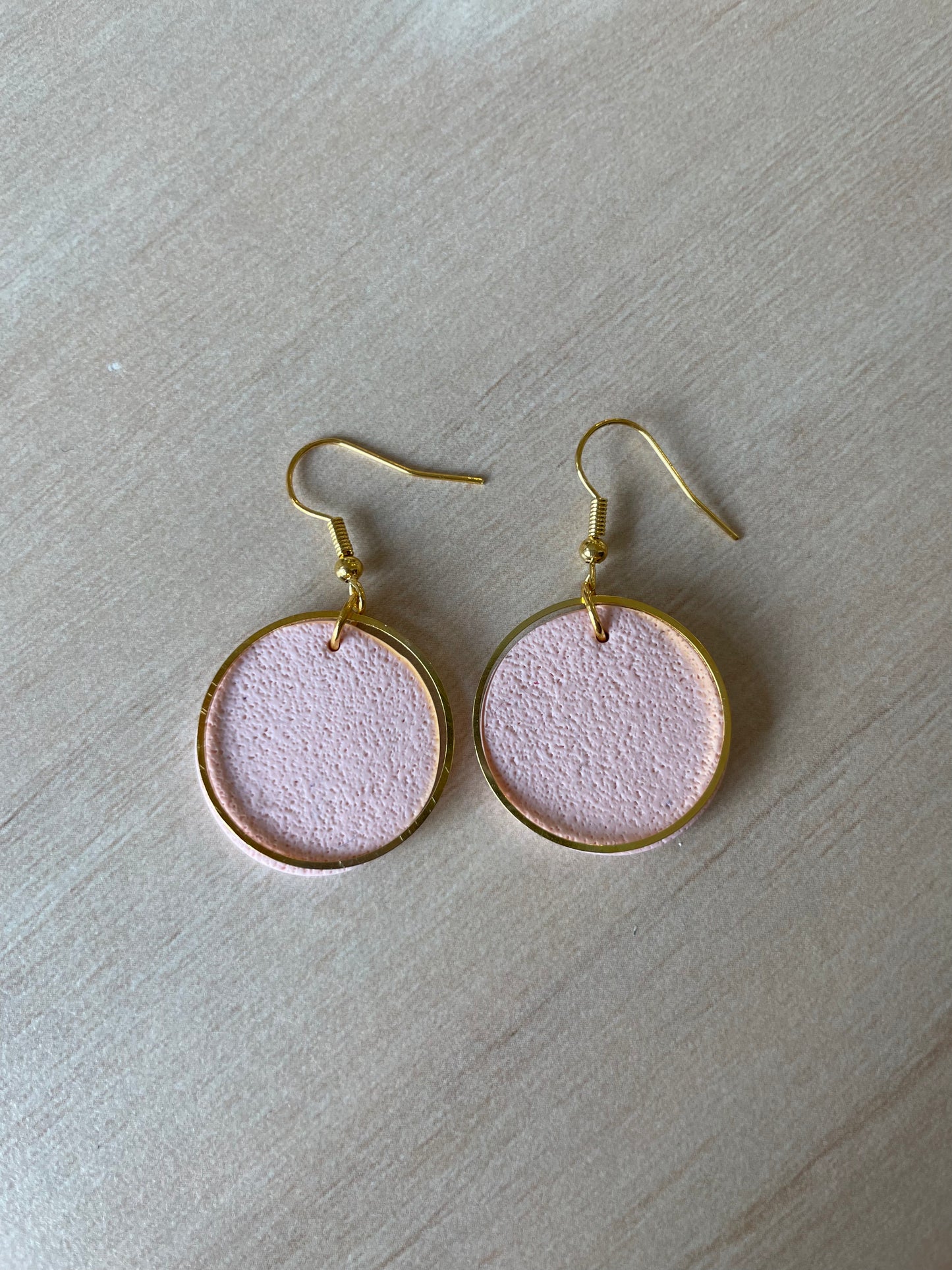 Circle dangle earrings