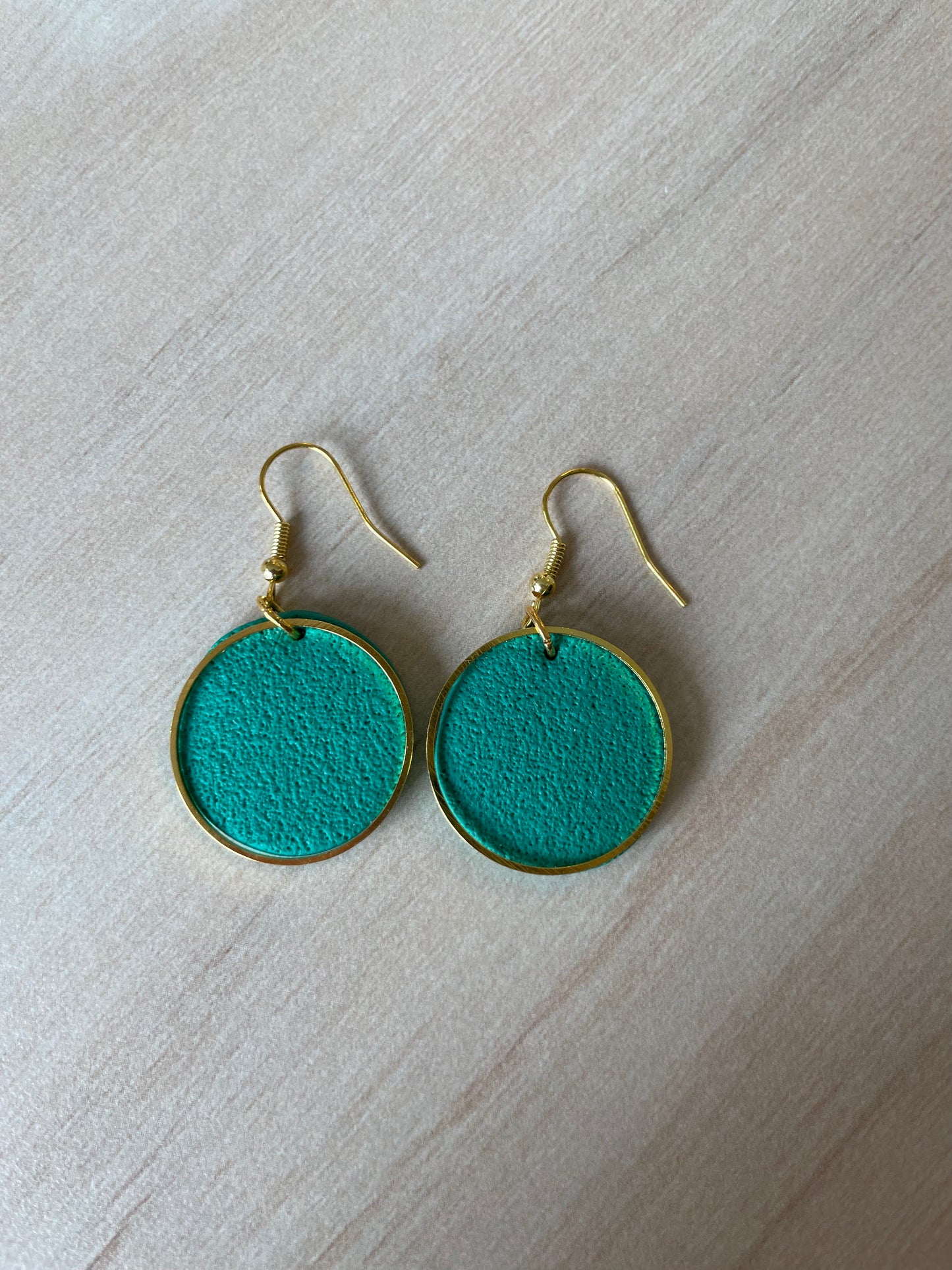 Circle dangle earrings