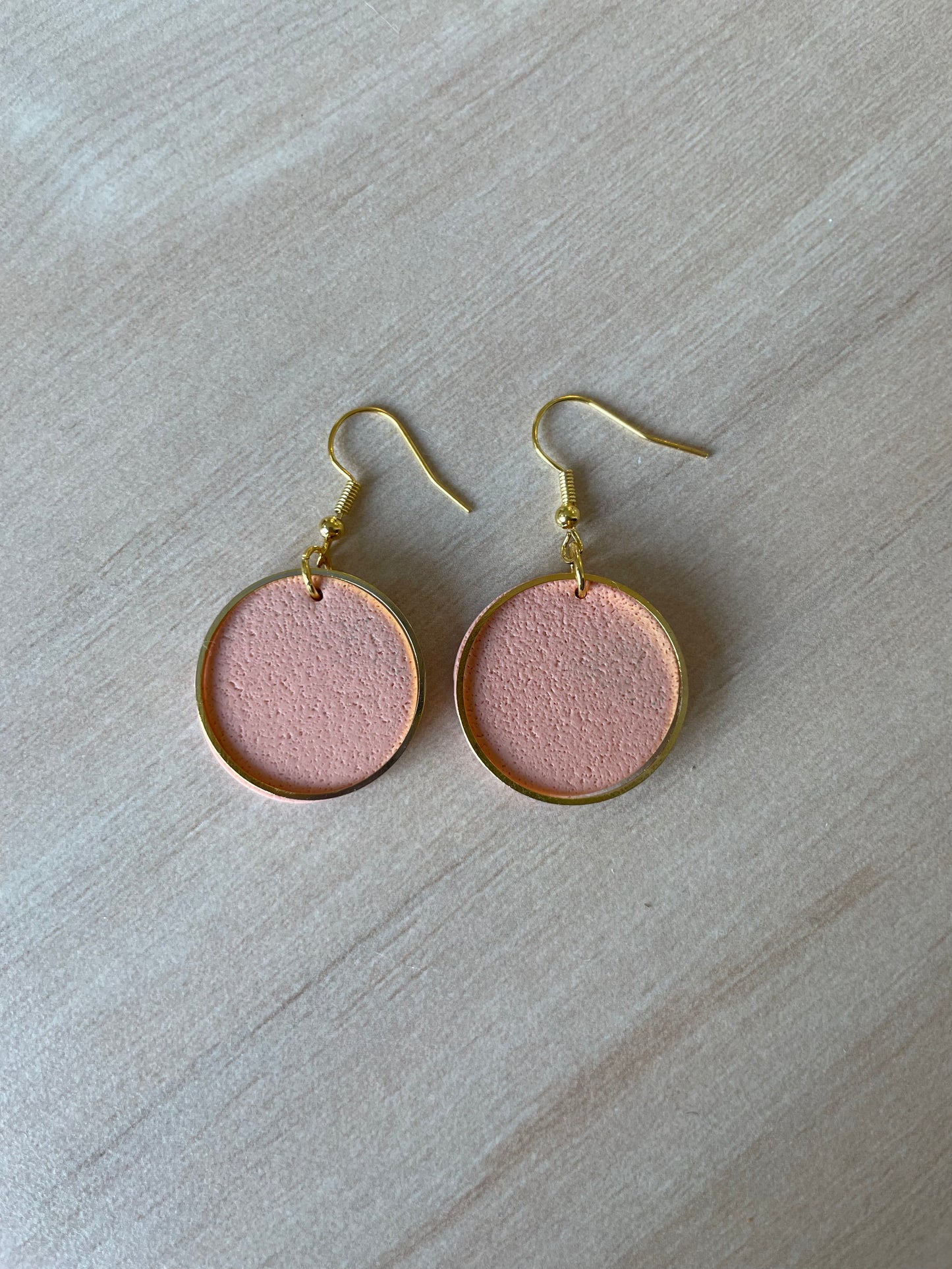 Circle dangle earrings