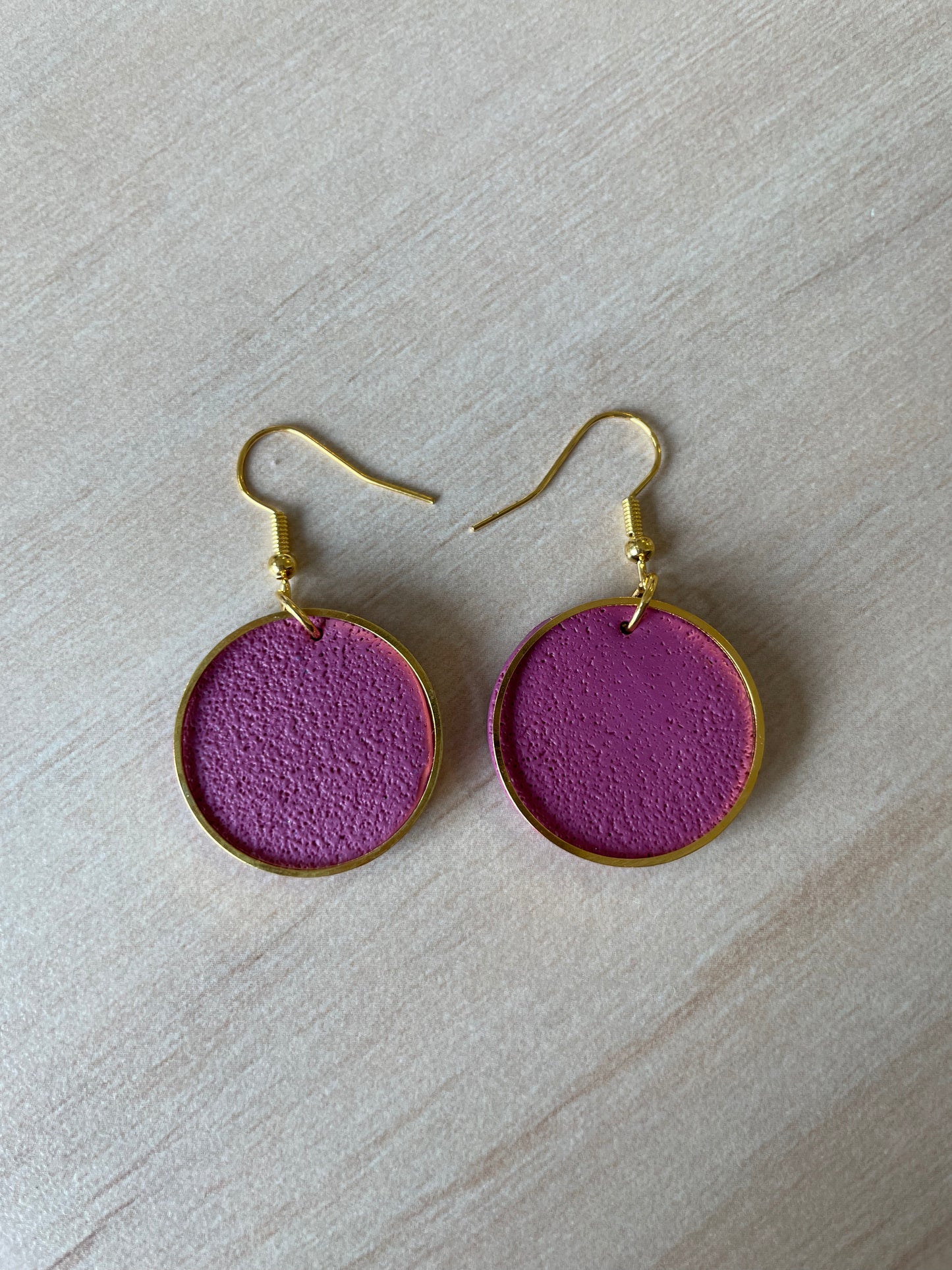 Circle dangle earrings