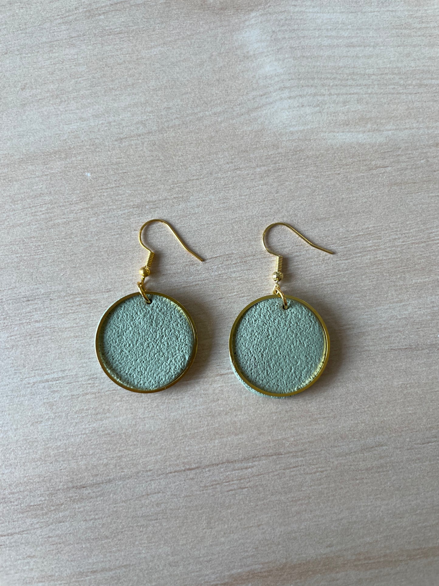 Circle dangle earrings