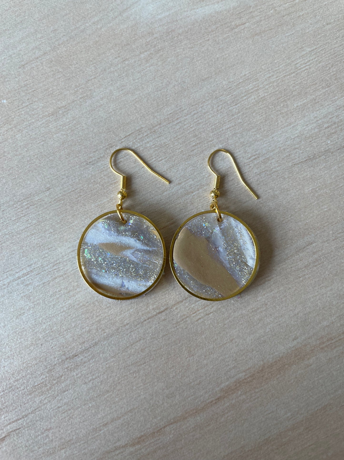 Circle dangle earrings