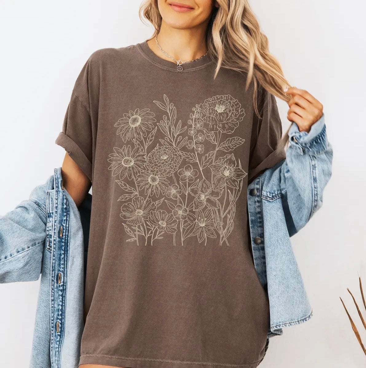 Brown floral wildflower print tee