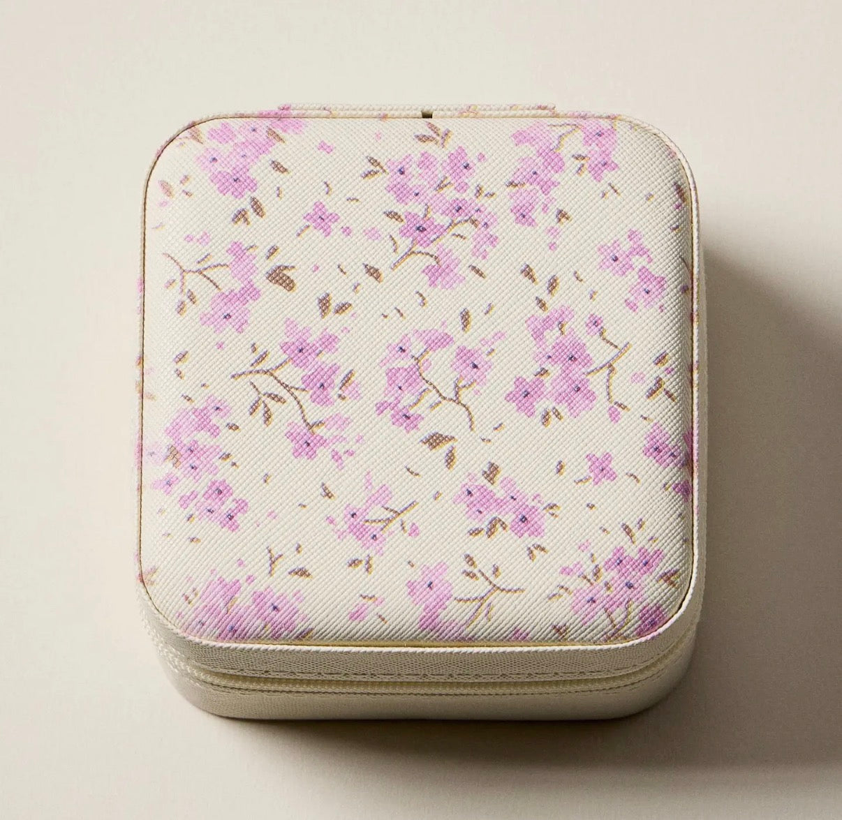 Traveling jewelry storage organizer (various)