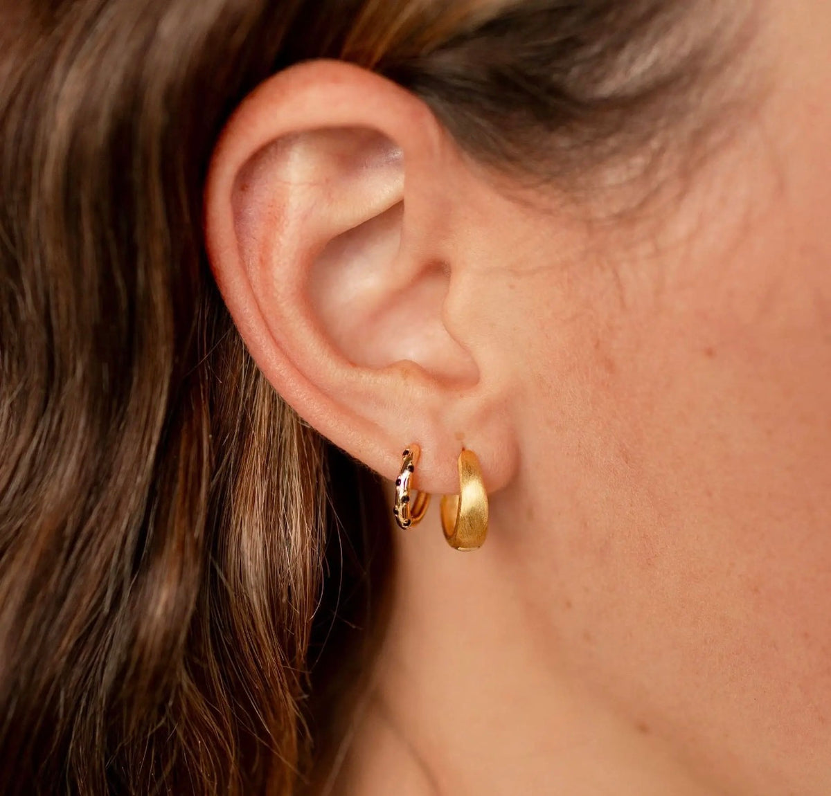 Black polka dot gold hoops