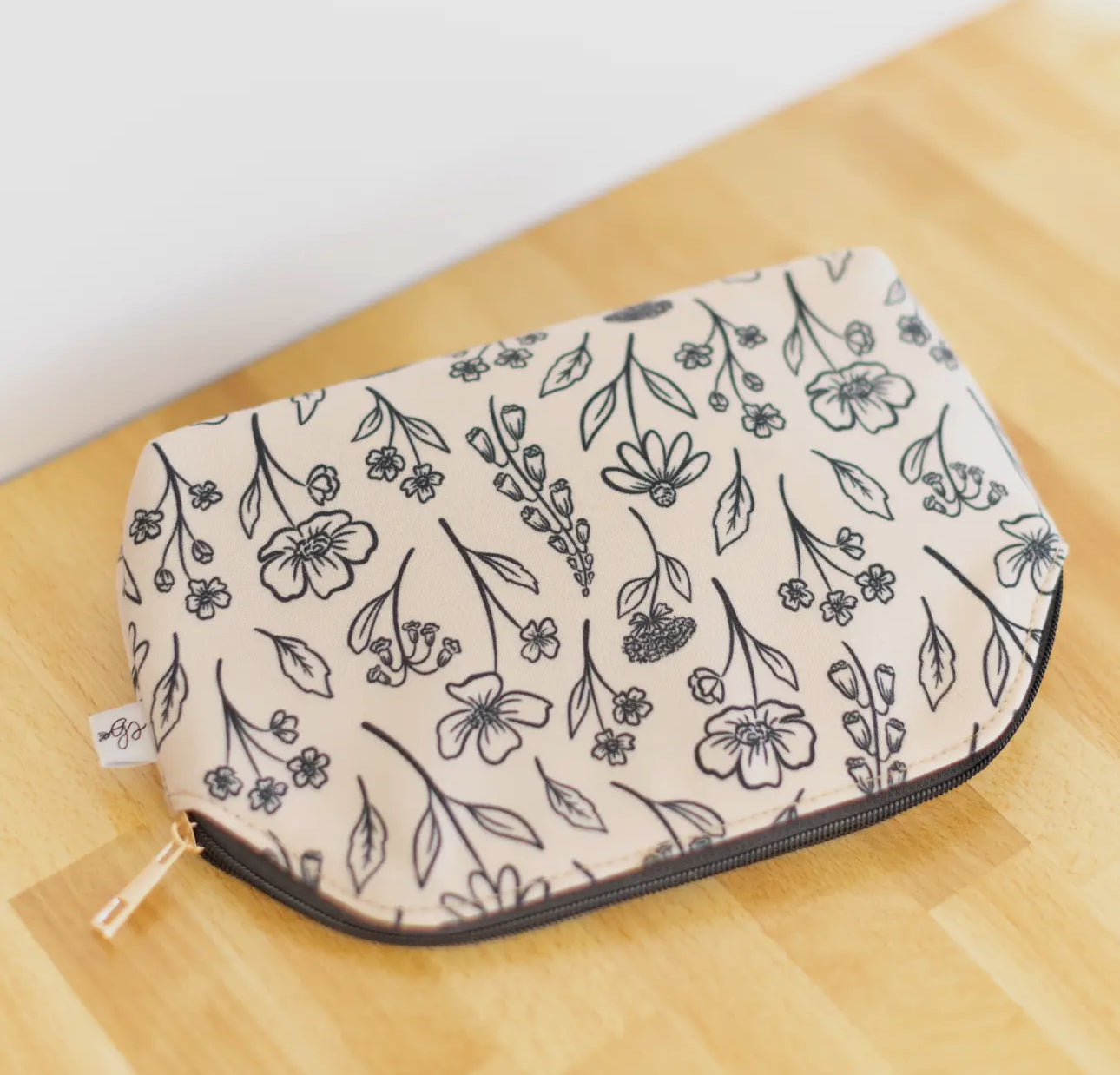 Zipper pouch