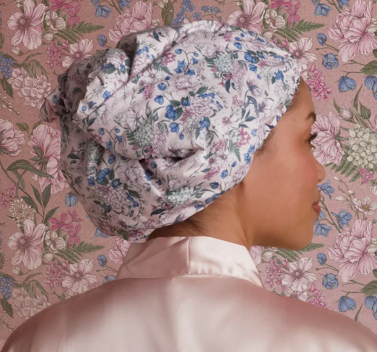 Kitsch Bridgerton satin shower cap