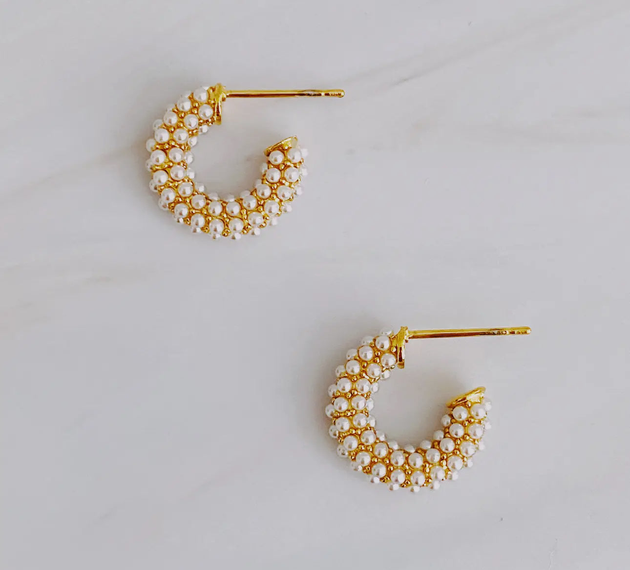 Mini pearl hoop earrings