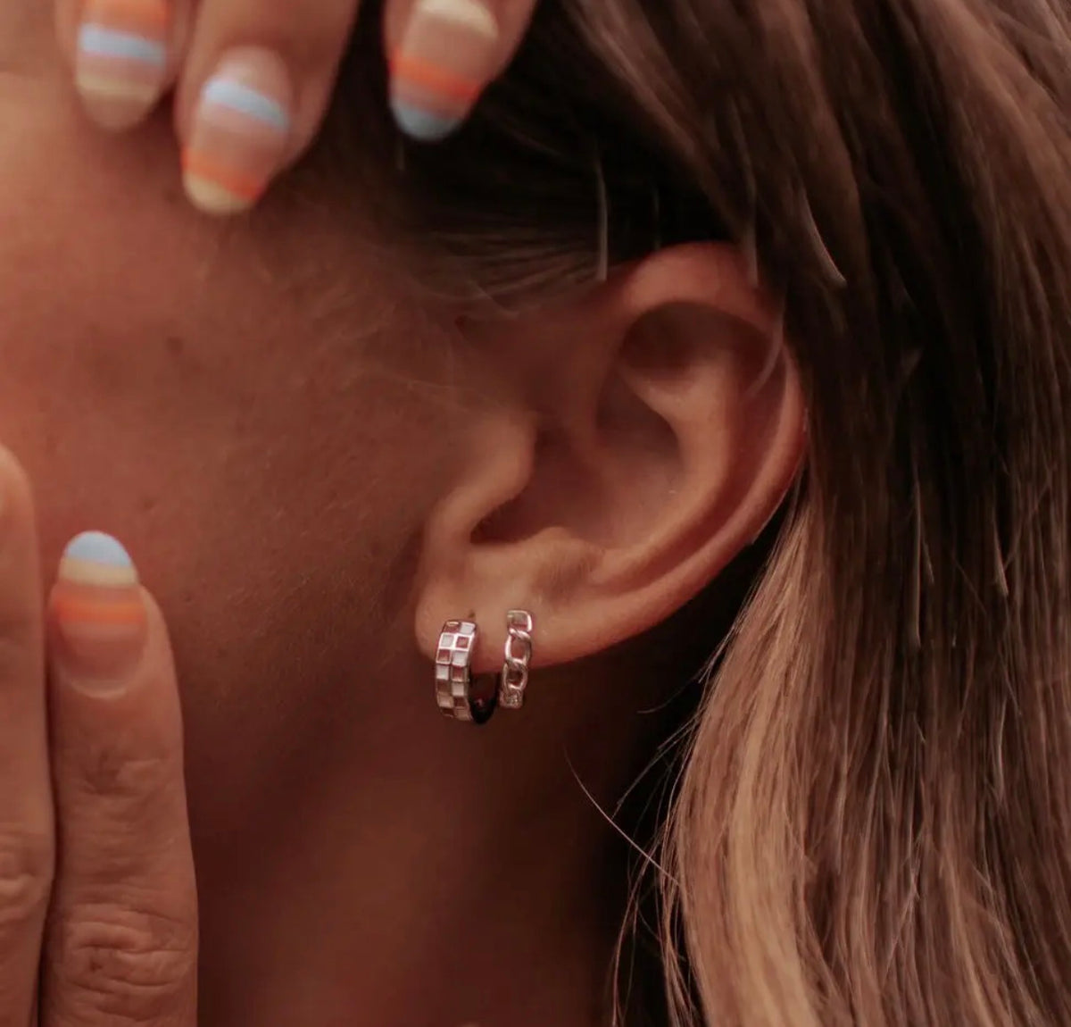 Brown & White checkered hoops