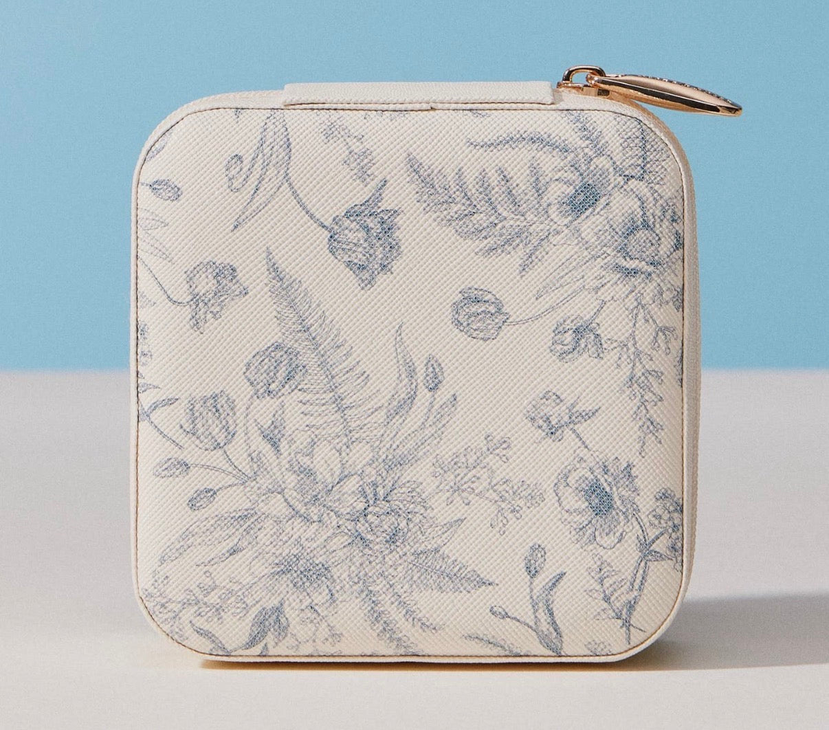 Traveling jewelry storage organizer (various)