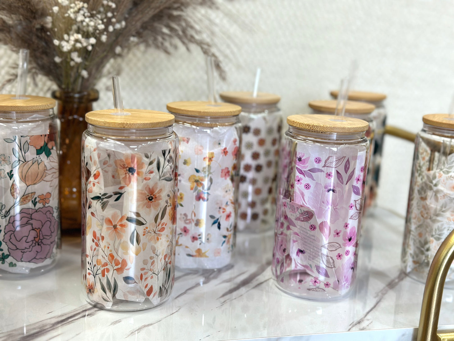 Glass cup with bamboo lid (various patterns)