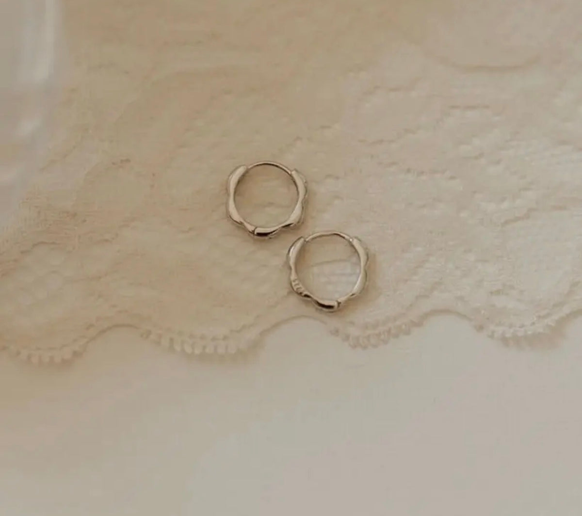 Floral hoops (various)