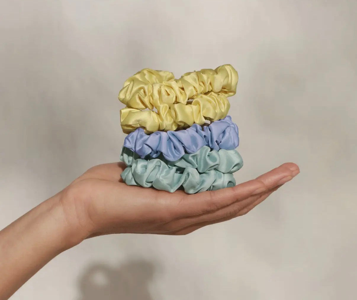 Satin scrunchie set (various)