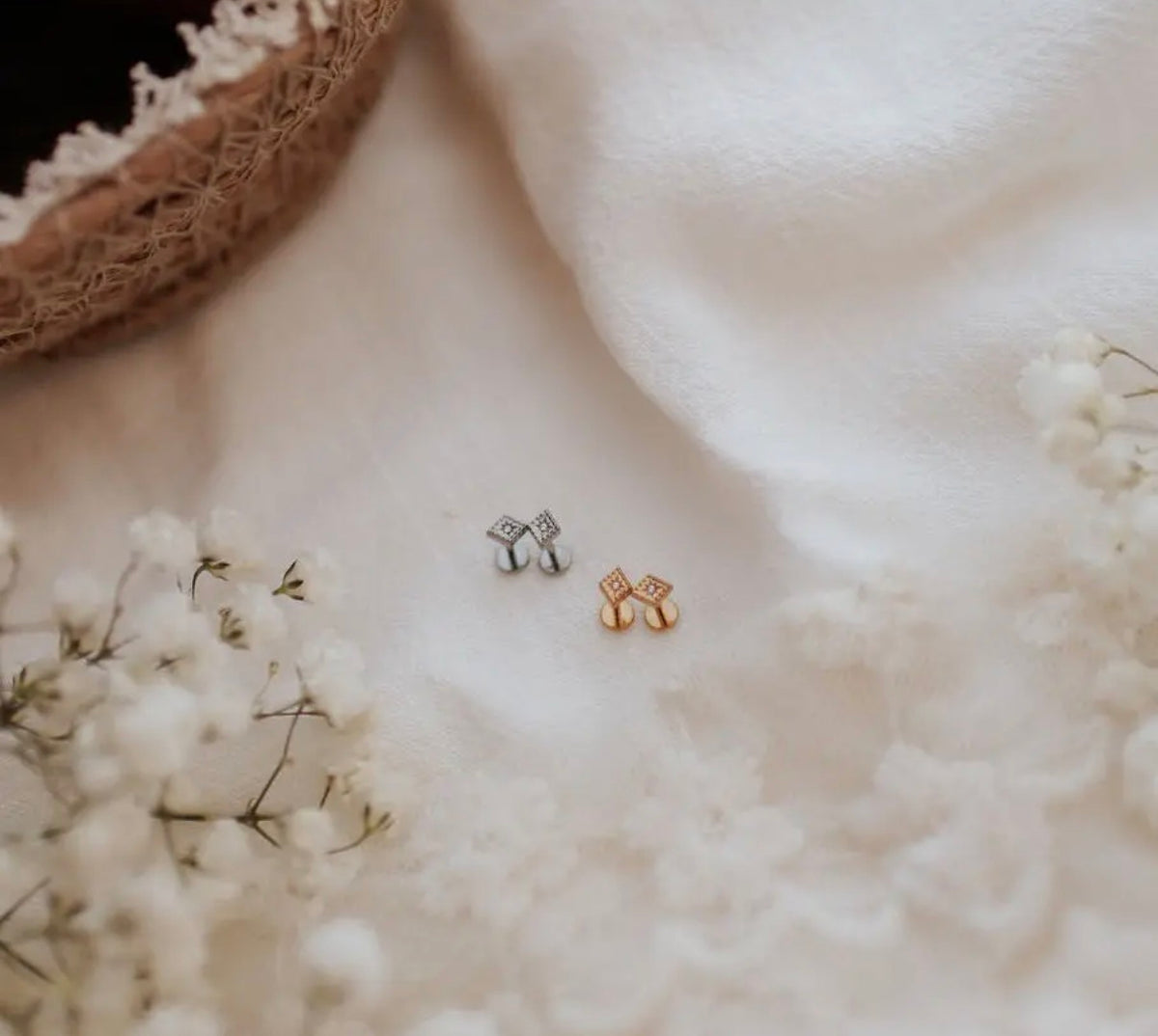 Aurora Diamond flatback studs
