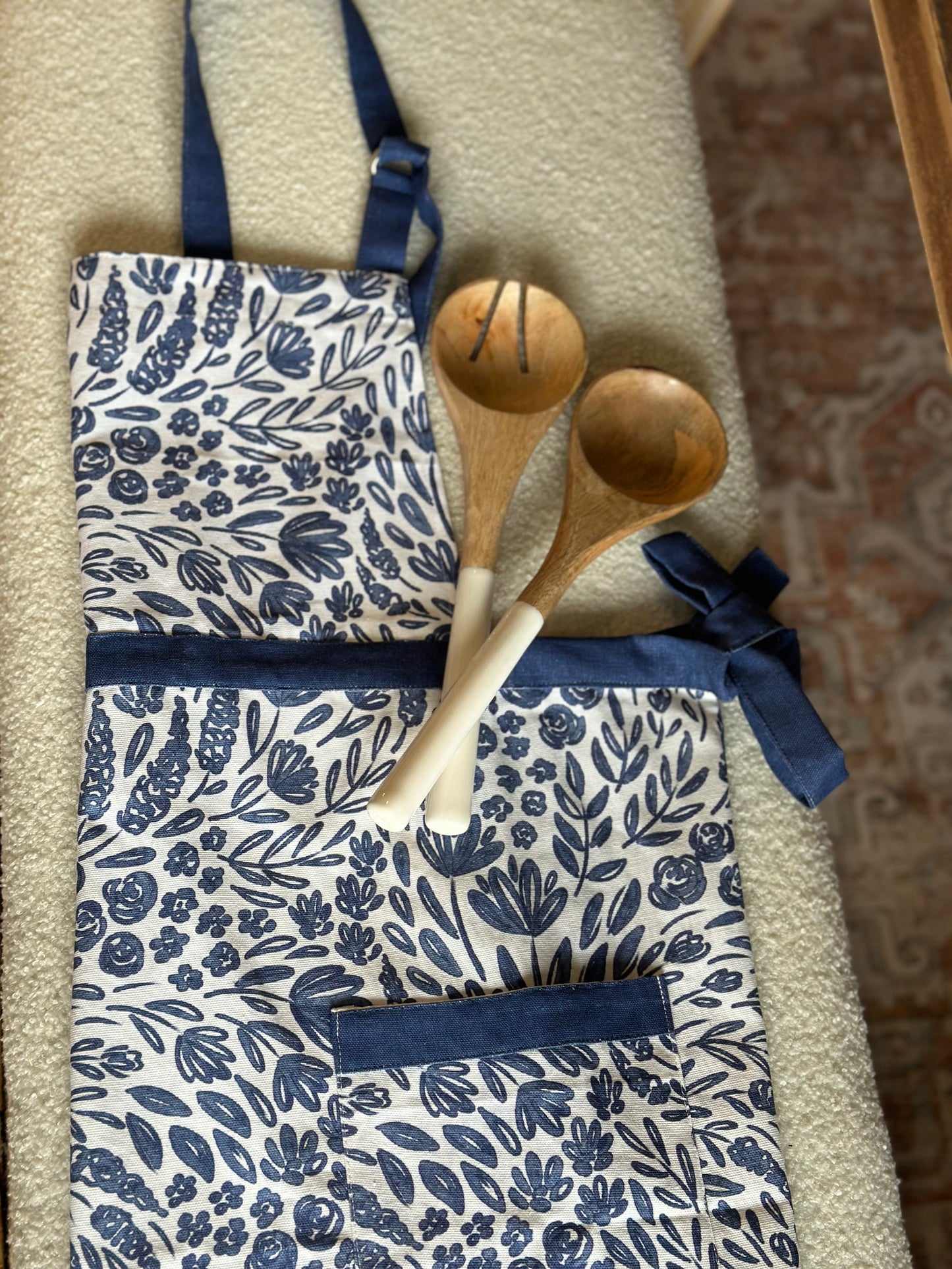 Kitchen apron (various patterns)