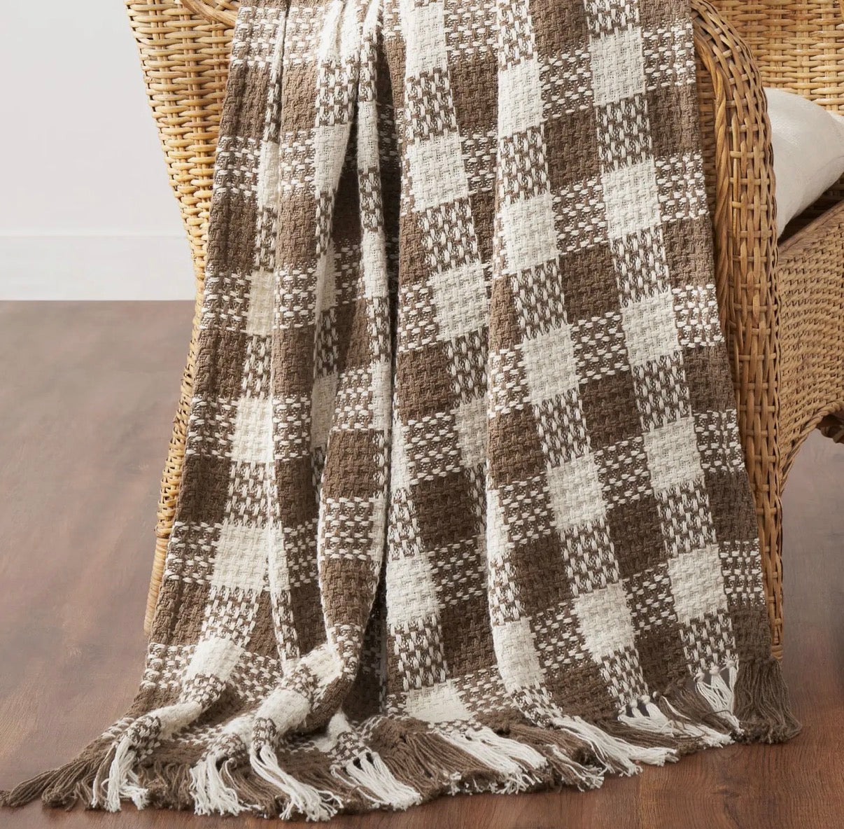 Woven heritage checkered throw blanket