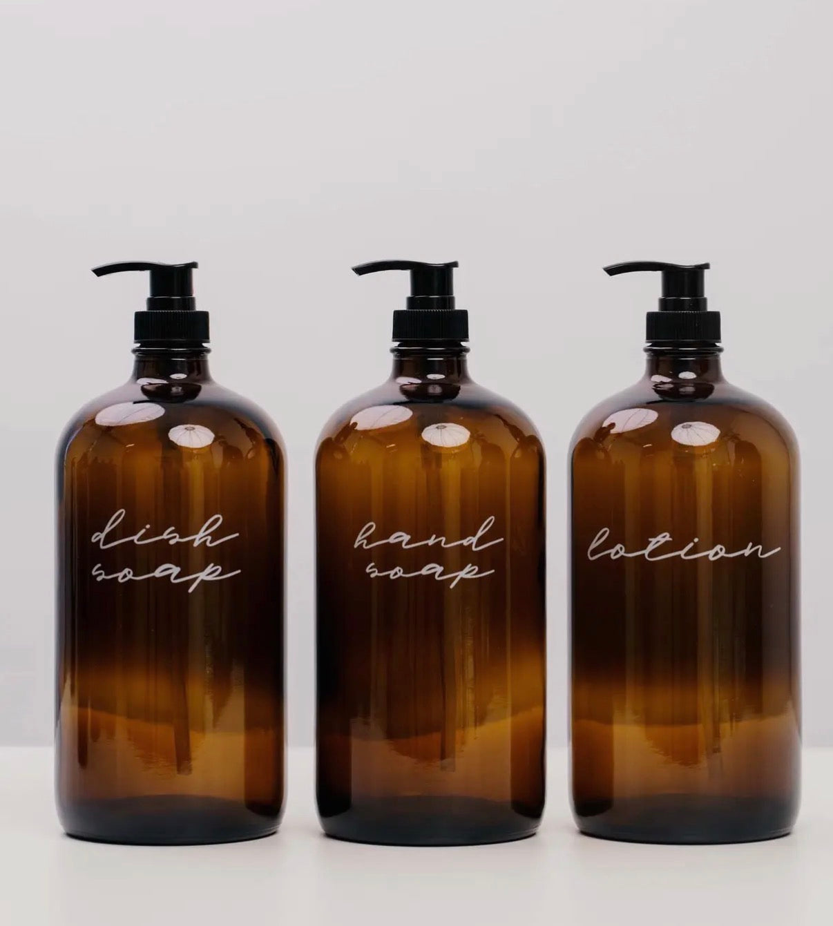 Glass amber liquid pump dispensers
