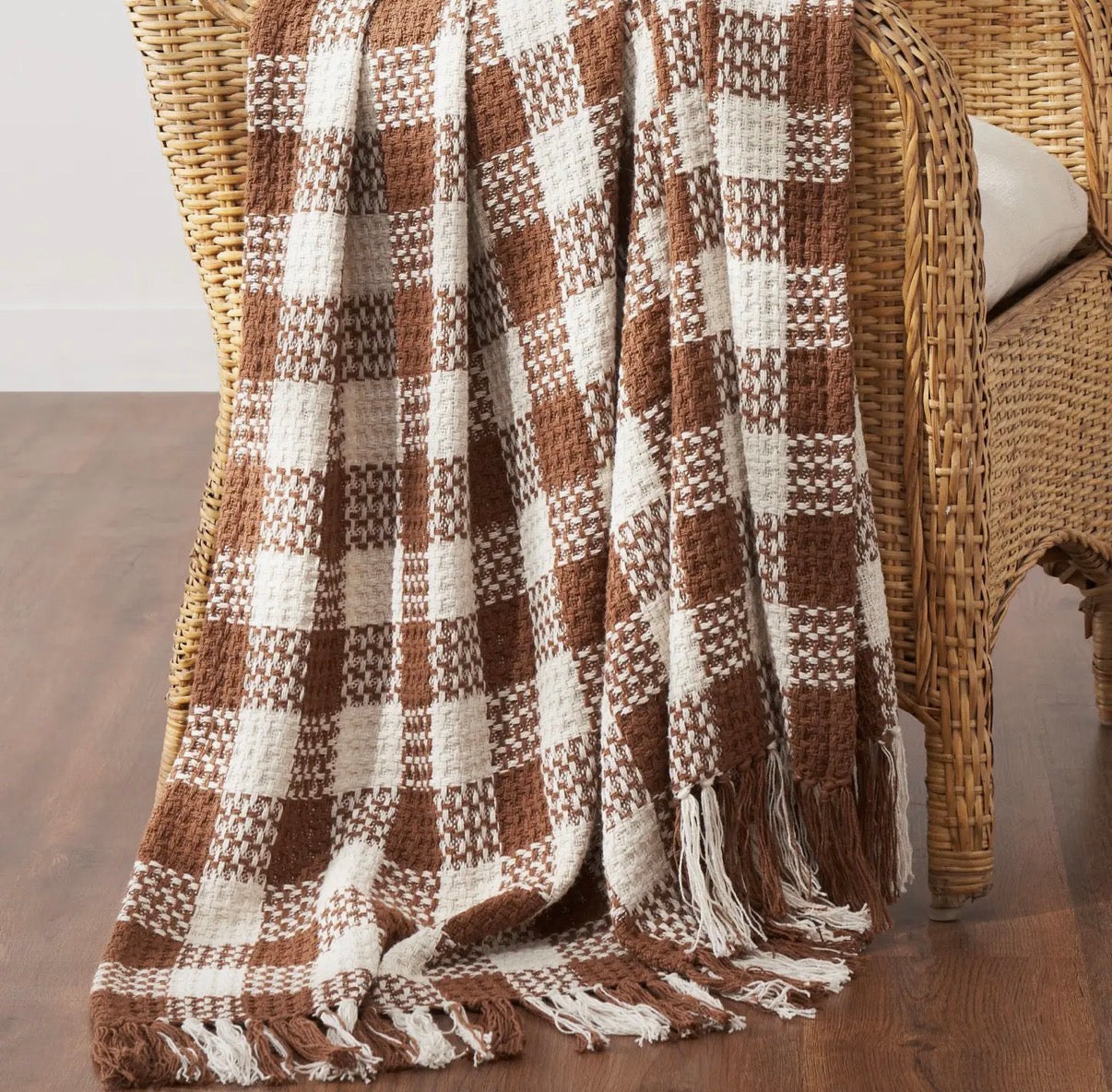 Woven heritage checkered throw blanket