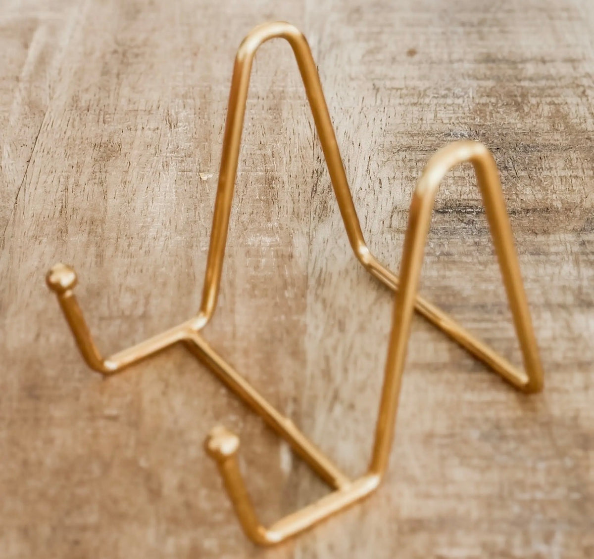Easel (various)