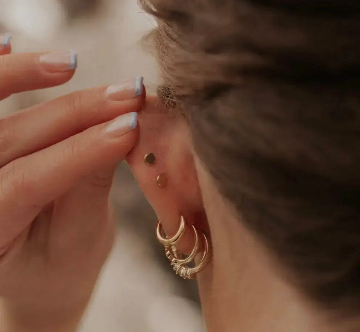 Daisy flatback studs