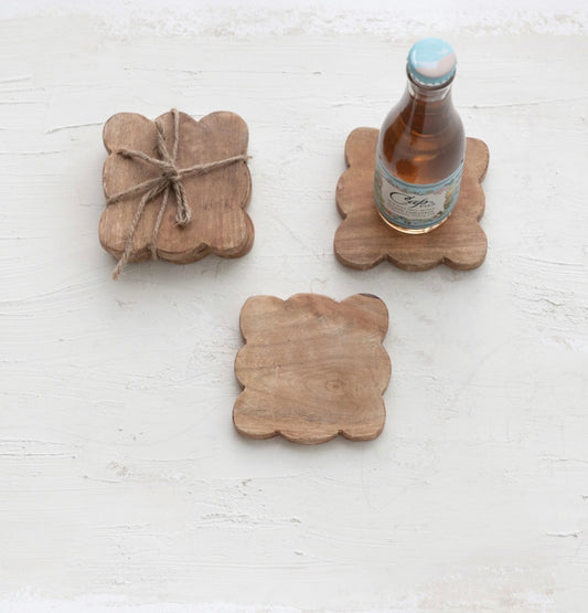 Mango wood scalloped coaster set of 4