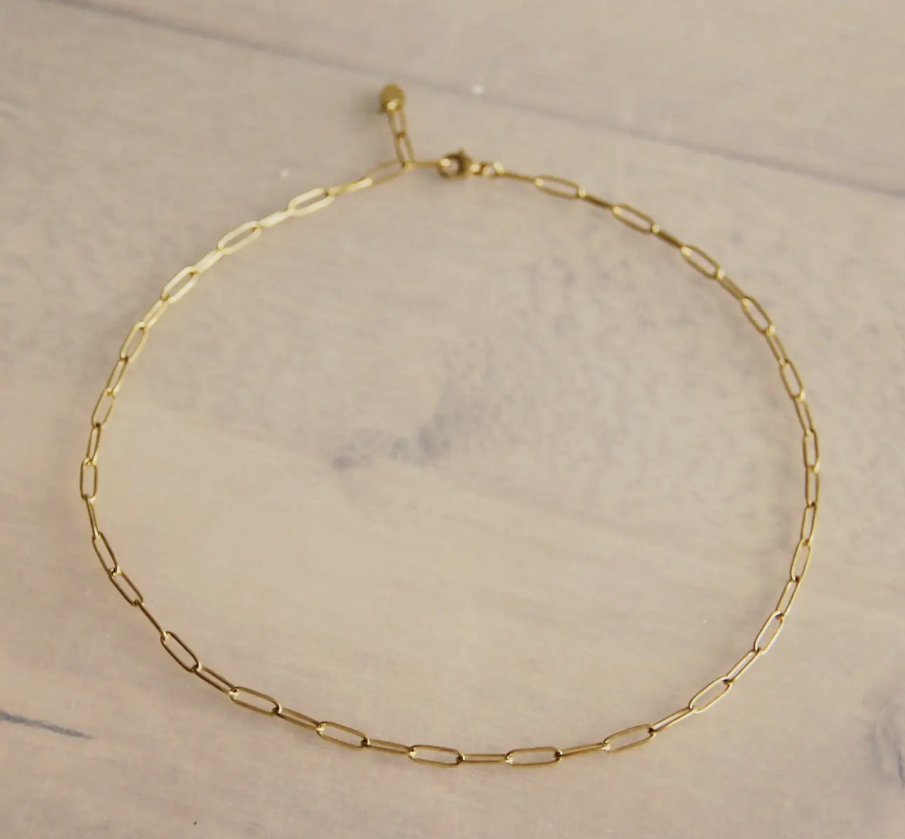 Gold chain necklace