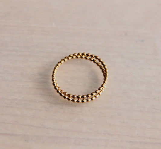 Double dotted ring