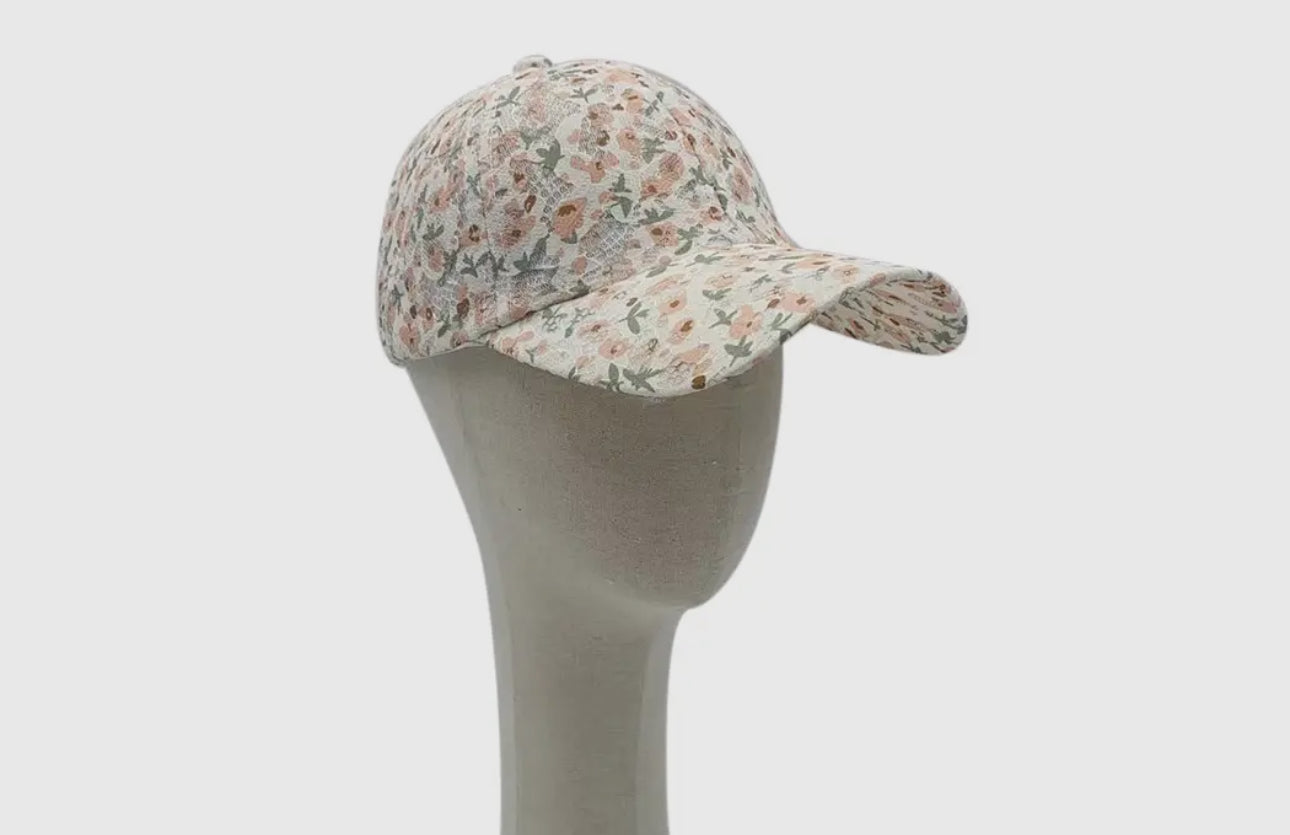 Baseball cap lacey floral print