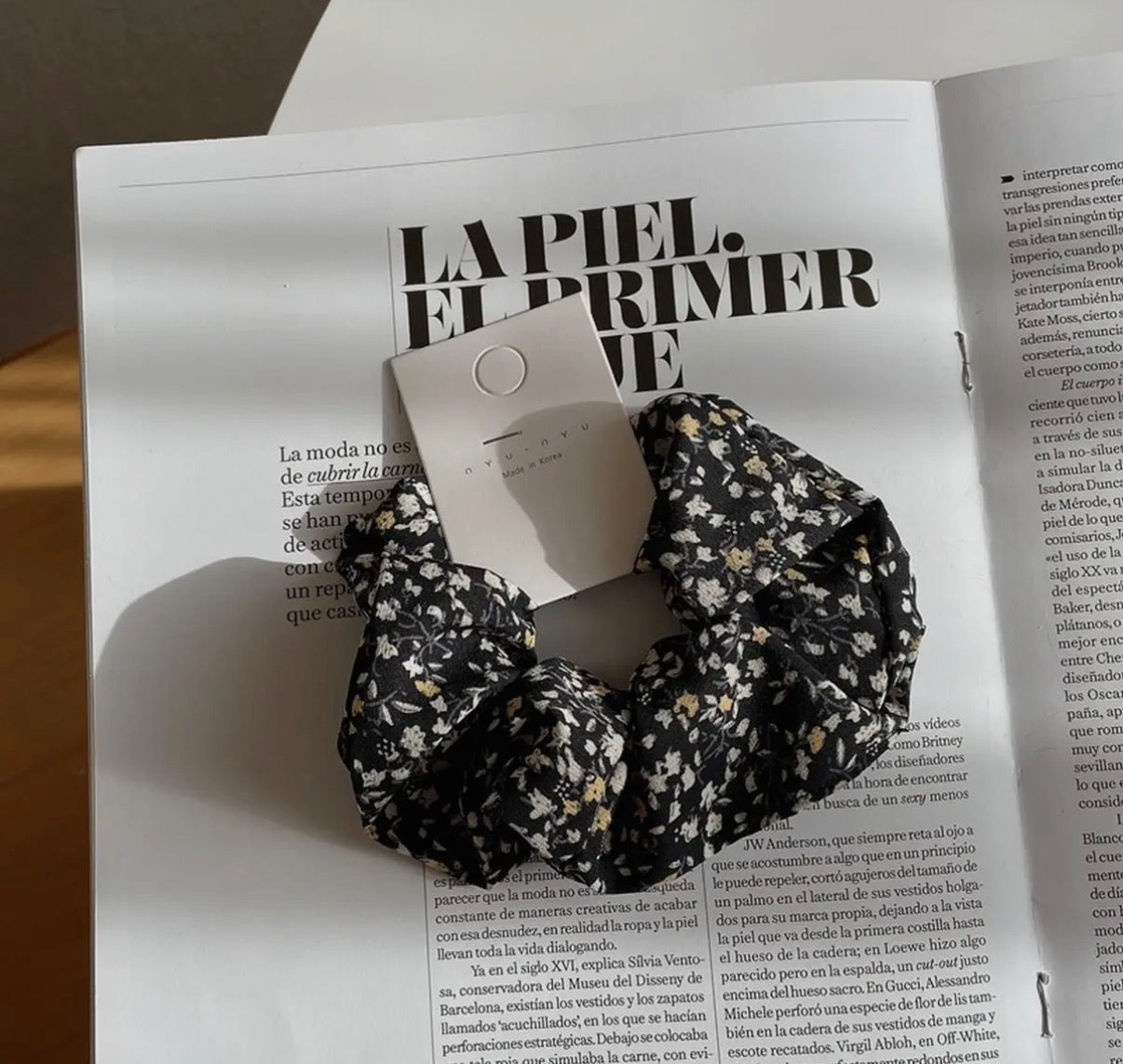 Vintage floral hair scrunchie