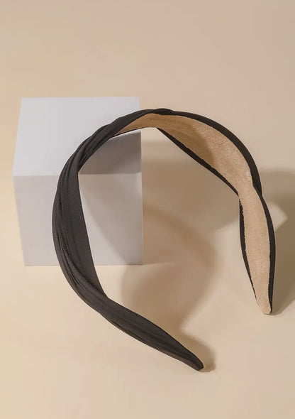 Wavy fabric fashion headband