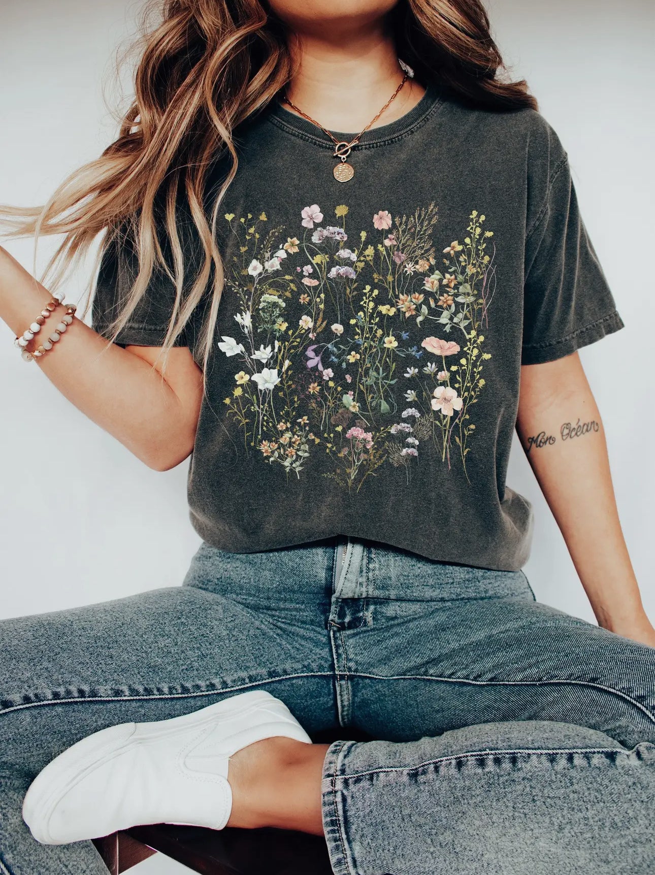 Boho wildflower vintage tee