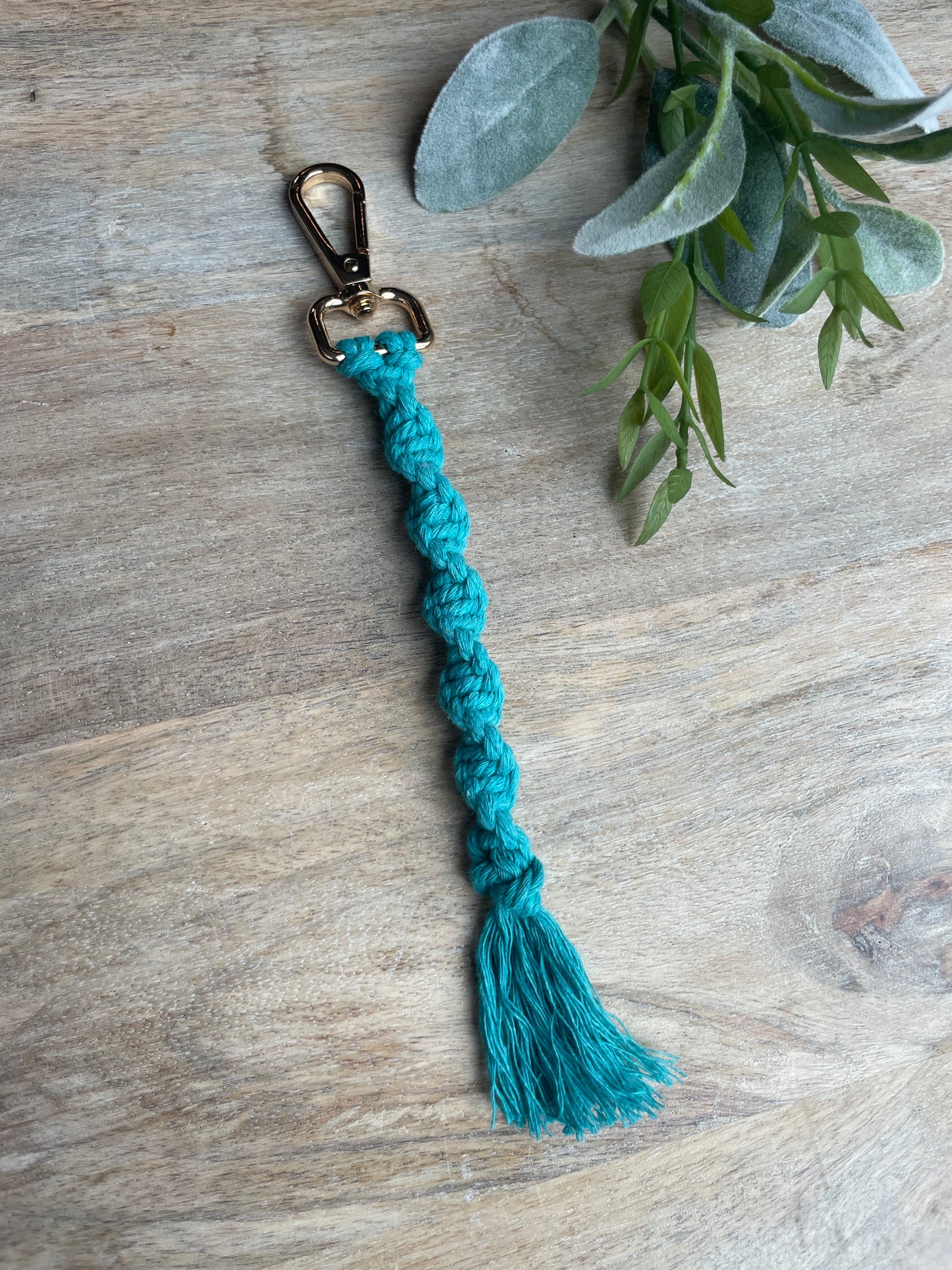 Macrame keychain